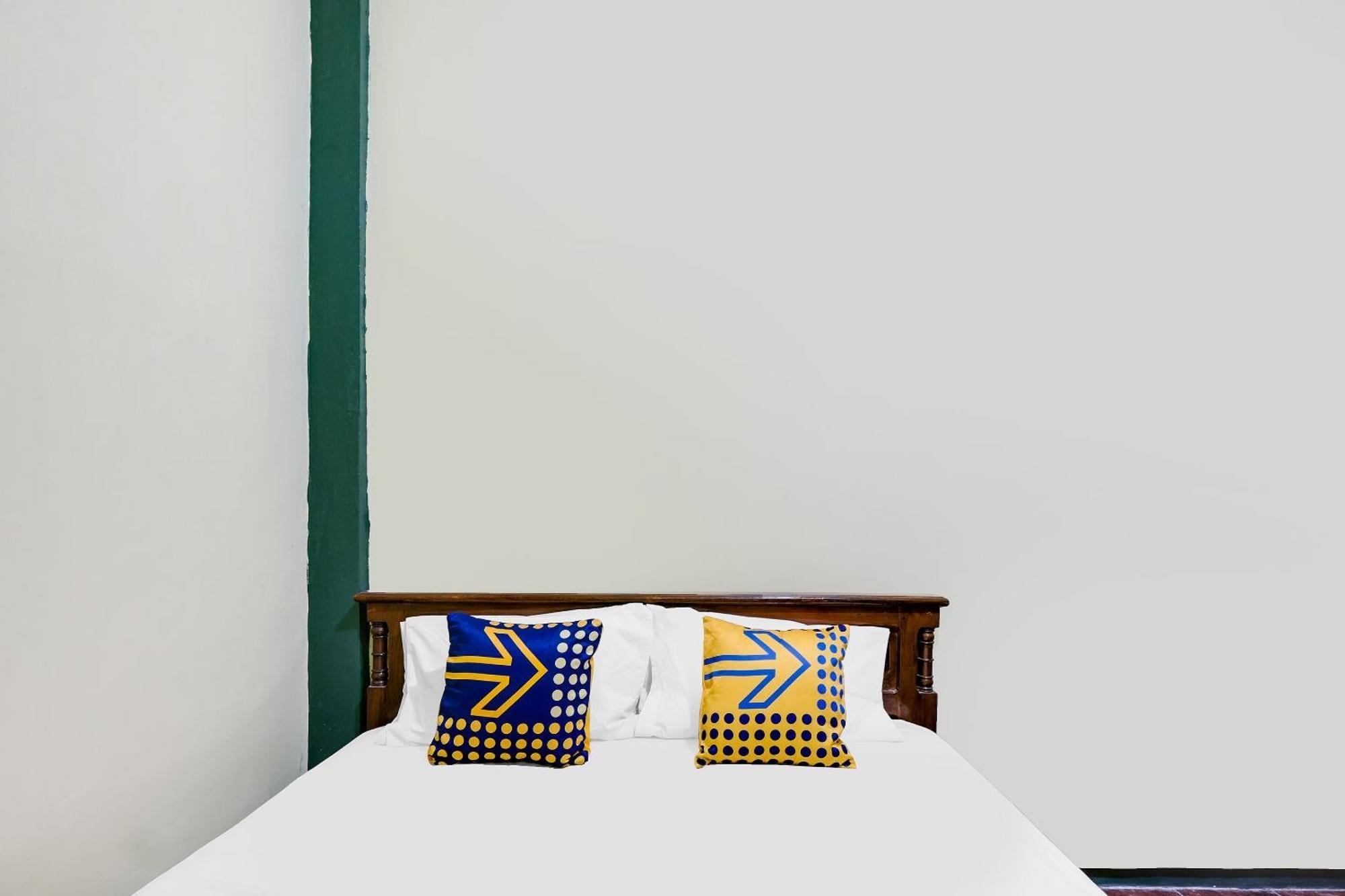 Spot On 92068 Pudja Kesuma Homestay Syariah Yogyakarta Pedes エクステリア 写真