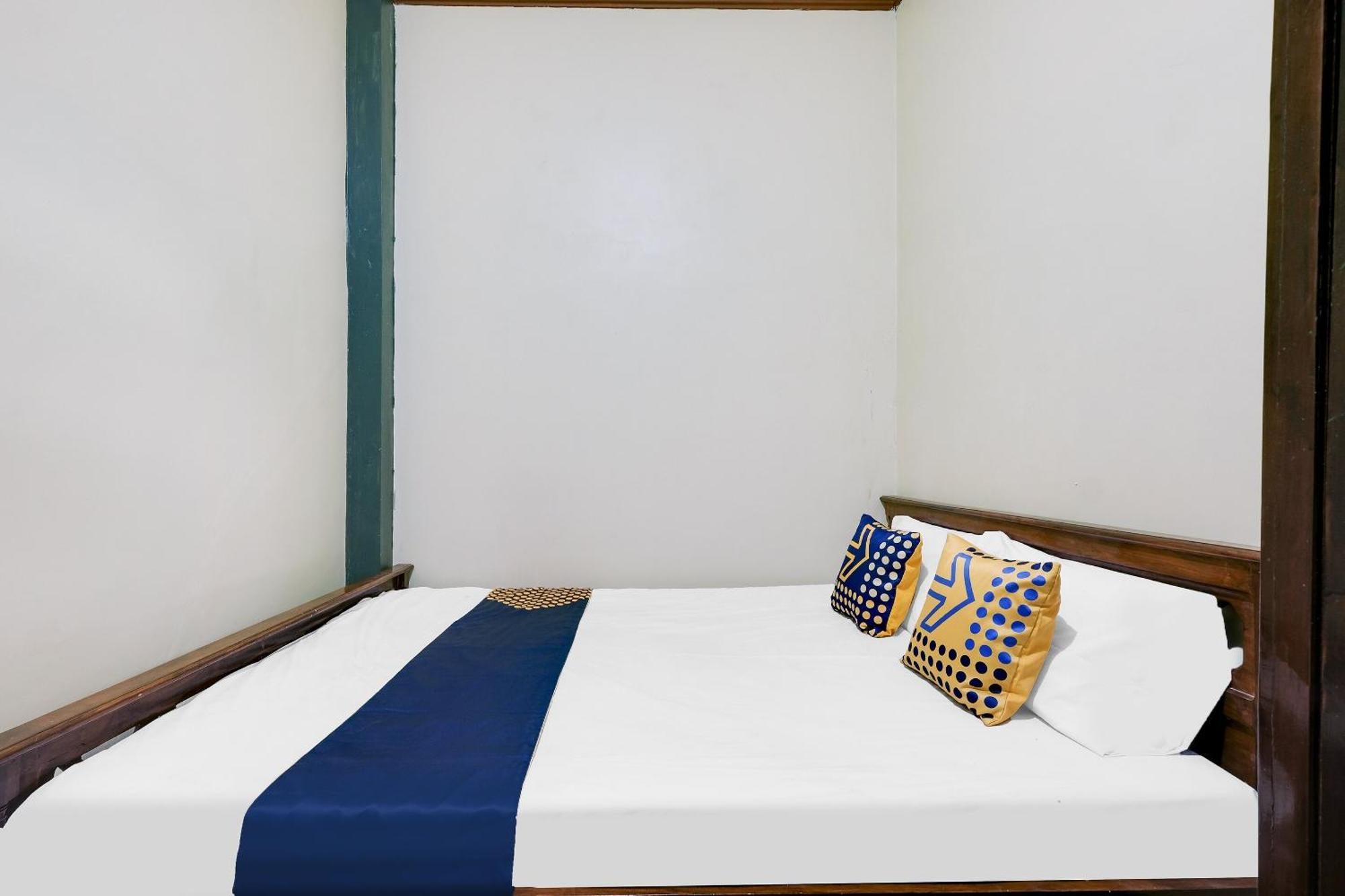 Spot On 92068 Pudja Kesuma Homestay Syariah Yogyakarta Pedes エクステリア 写真